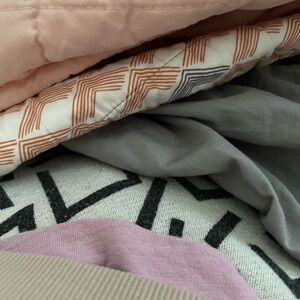 Meet your Posher, Leslie